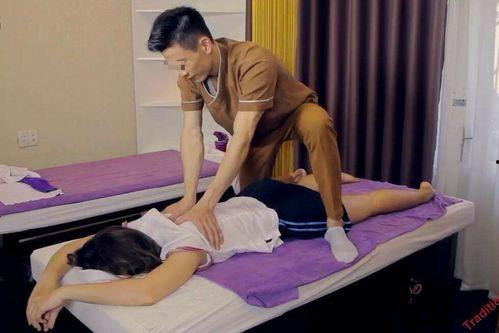 推油 摸 在线视频,探索网络社交的边界与风险