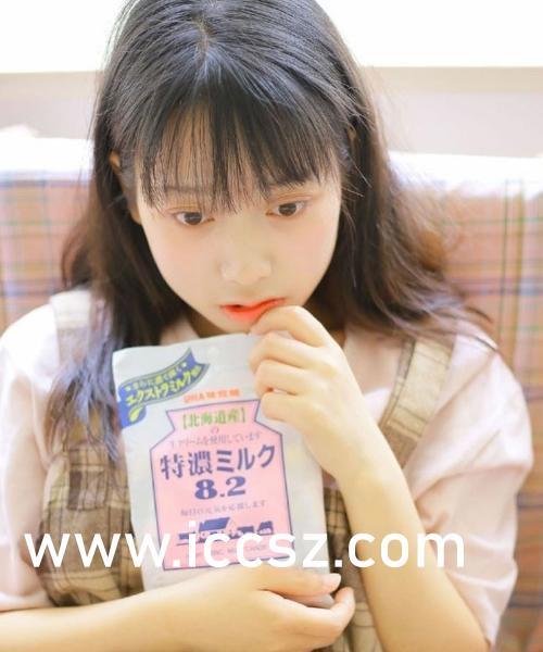 轻轻色在线视频免费,轻轻色在线视频，带你领略视听盛宴  第1张